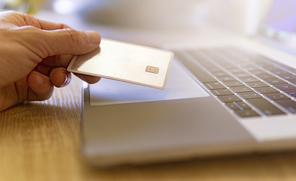 High-Risk Credit Card Processors: Understanding the Fees and Risks Involved