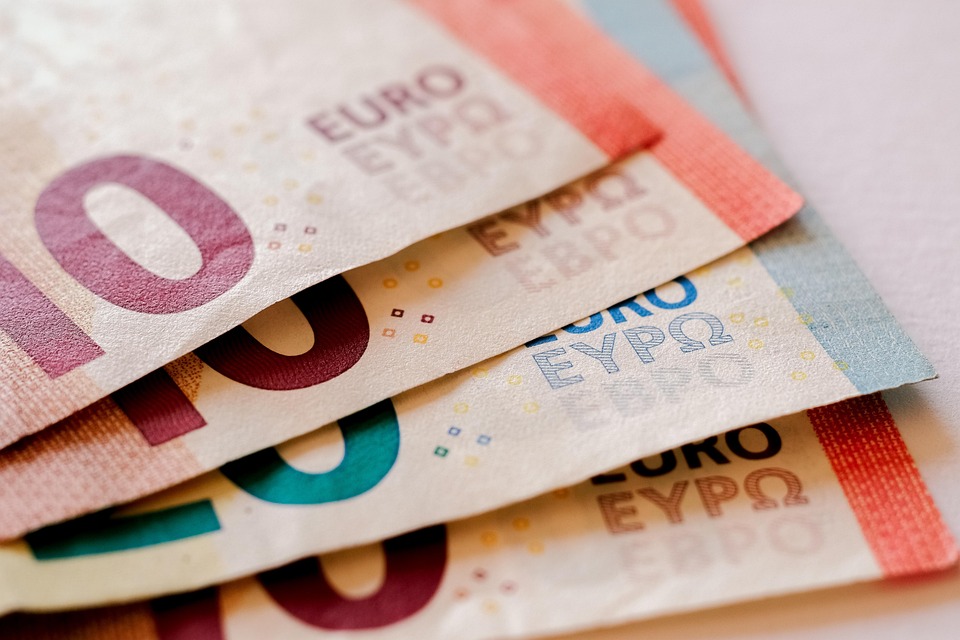 Navigating PCI Compliance: A Guide for Businesses Using Payment Processors