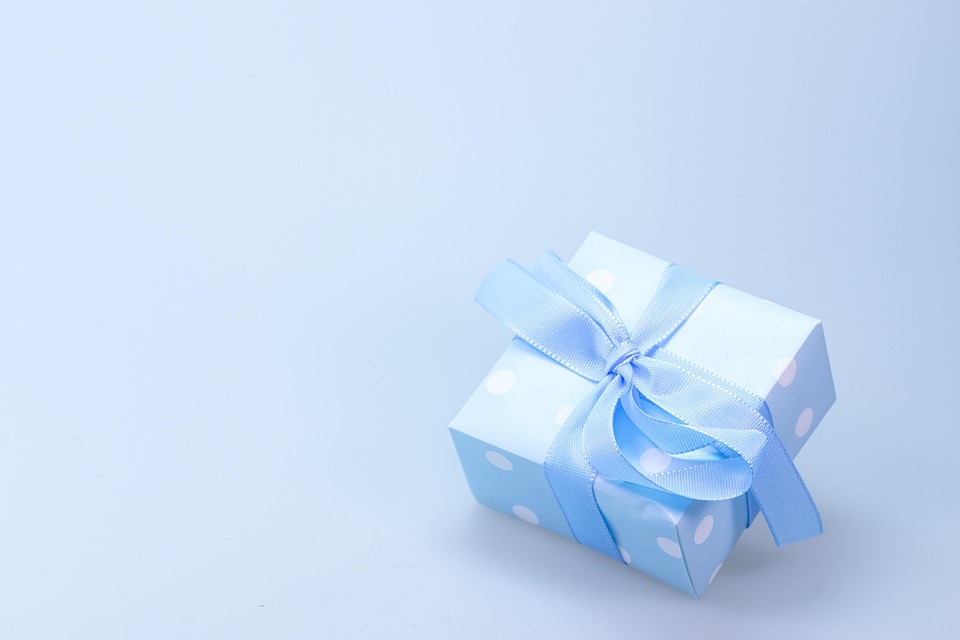 Surcharge vs. Fee: What’s the Difference and Which Are You Paying?